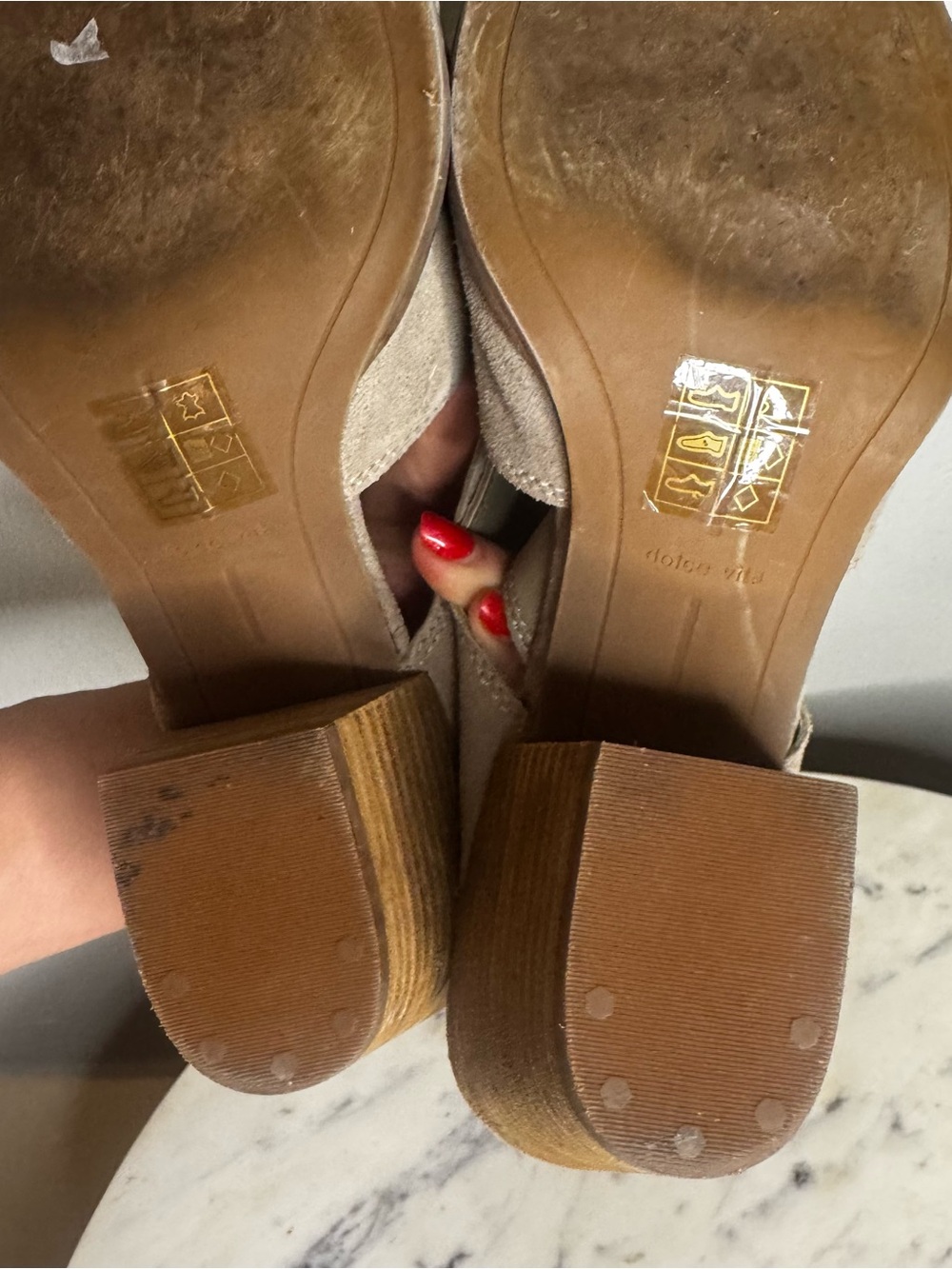 Dolce Vita Mules Size 10 Suede
Heels shoes pointy toes - Picture 8 of 8